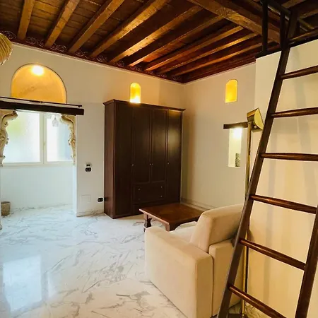 아파트 Charming Flat, And Close To Metro