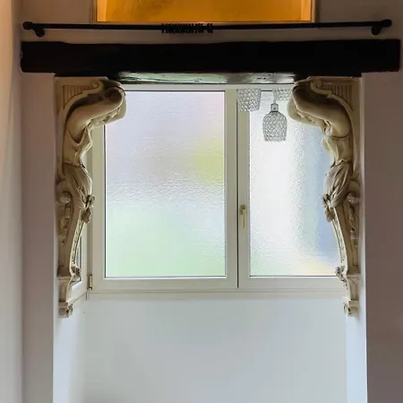 Charming Flat, And Close To Metro 밀라노